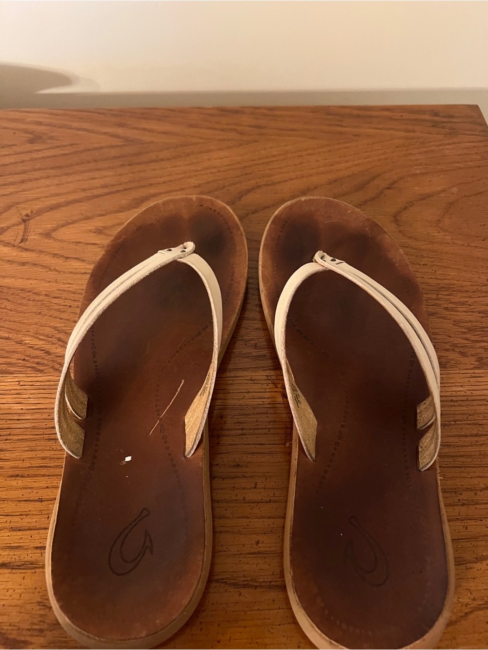 OluKai Women's Brown Leather Footbed Sandals with White Straps